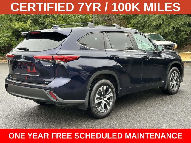 Used 2023 Toyota Highlander XLE AWD/4WD image 2