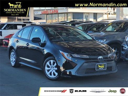 Used 2024 Toyota Corolla LE image 1