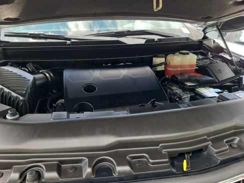 Used 2021 Buick Enclave Premium w/ Sun and Sites Package FWD image 29