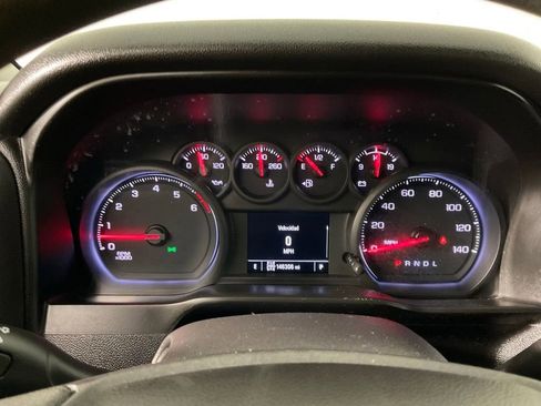 Used 2020 Chevrolet Silverado 1500 Custom Trail Boss w/ Custom Convenience Package AWD/4WD image 24