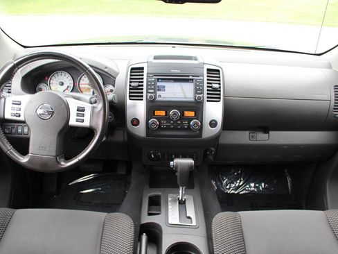 Used 2019 Nissan Frontier PRO-4X AWD/4WD image 28