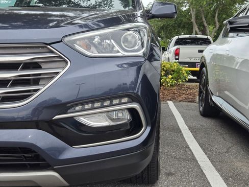 Used 2017 Hyundai Santa Fe Sport FWD image 12