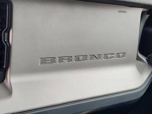 Used 2025 Ford Bronco Outer Banks AWD/4WD image 25