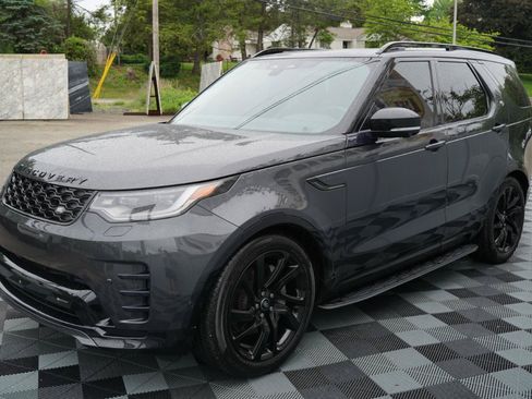 Used 2023 Land Rover Discovery S R-Dynamic AWD/4WD image 11