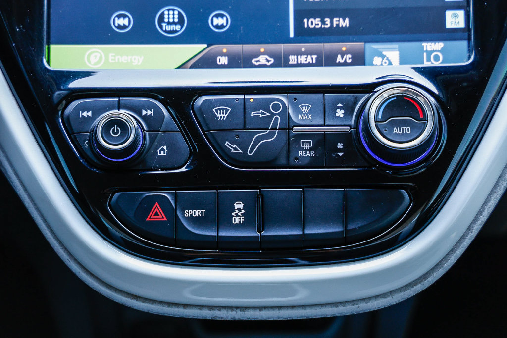 Used 2019 Chevrolet Bolt LT FWD image 17