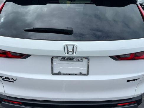 Used 2026 Honda CR-V Sport image 14