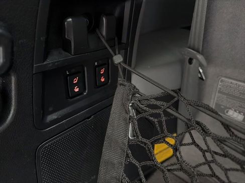 Used 2011 Toyota Sequoia Limited image 9