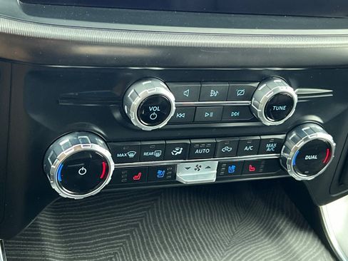 Certified 2023 Ford F150 Platinum image 21