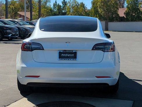 Used 2023 Tesla Model 3 Standard Range image 6