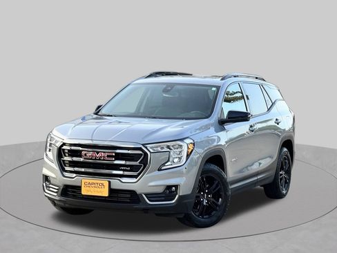 Certified 2023 GMC Terrain AT4 AWD/4WD image 9