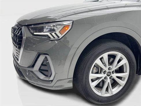 Used 2022 Audi Q3 2.0T Premium Plus image 6