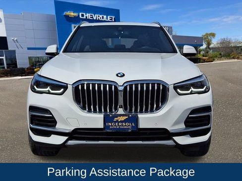 Used 2022 BMW X5 xDrive40i w/ Premium Package image 2