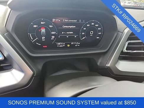 Used 2024 Audi Q4 e-tron Premium Plus w/ Premium Plus image 3