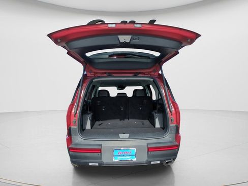 Certified 2025 Hyundai Santa Fe SEL FWD image 9