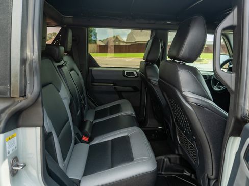 Used 2024 Ford Bronco Big Bend AWD/4WD image 17