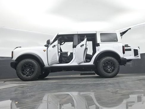 New 2026 Ford Bronco Badlands AWD/4WD image 72