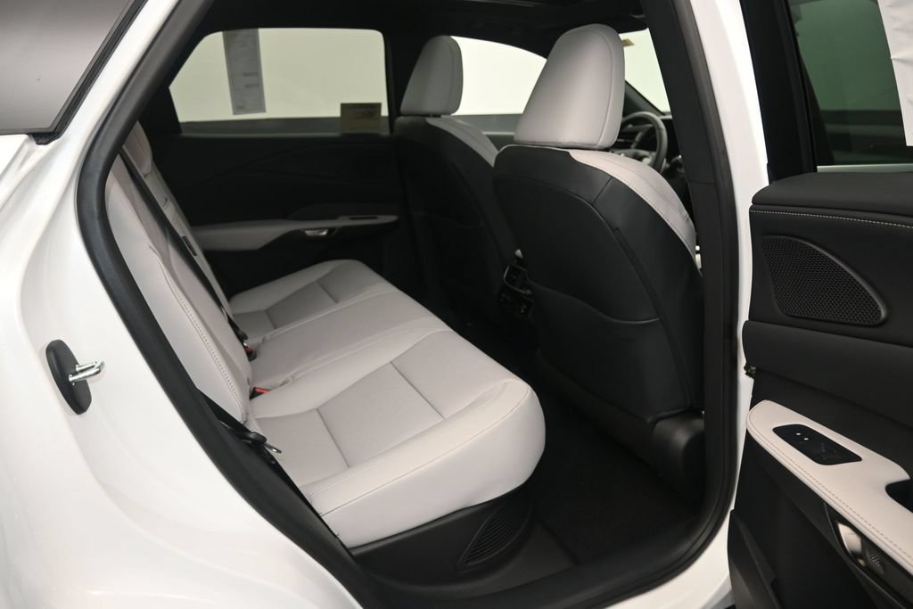 New 2026 Lexus RX 350 w/ Convenience Package AWD/4WD image 11