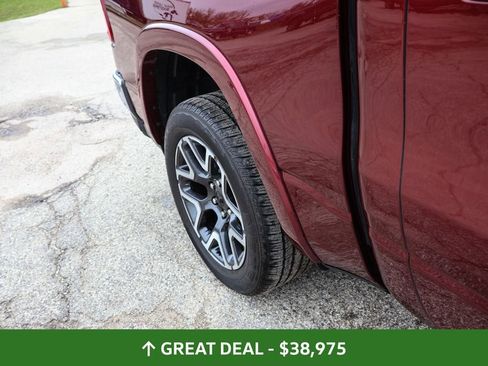 Used 2025 RAM 1500 Laramie image 18