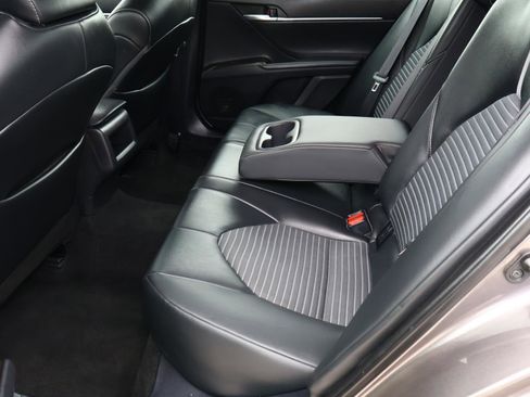 Used 2024 Toyota Camry SE FWD image 19