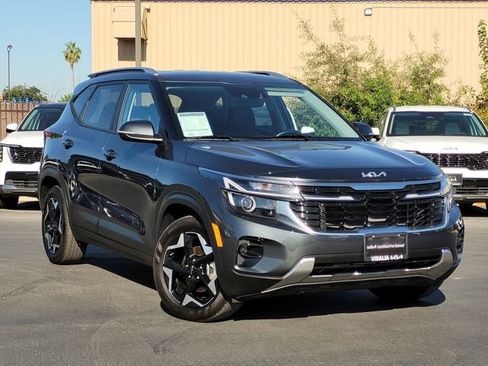 Certified 2025 Kia Seltos S FWD image 2