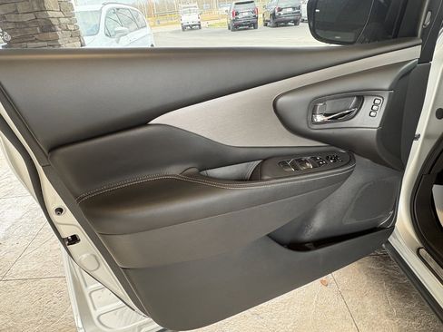 Used 2023 Nissan Murano SL w/ SL Moonroof Package image 22