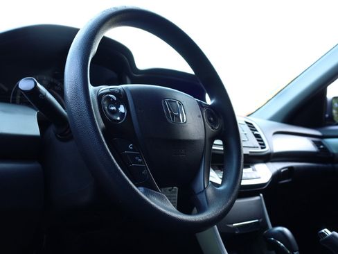 Used 2013 Honda Accord LX image 31