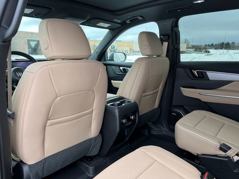 New 2026 Buick Enclave Preferred image 33