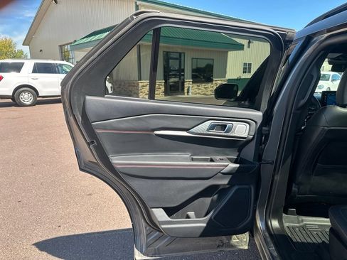 Used 2025 Ford Explorer ST w/ Sun And Sound Package AWD/4WD image 22
