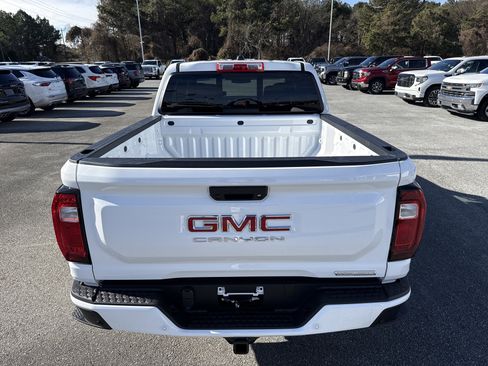 New 2026 GMC Canyon Elevation w/ Convenience Package image 8