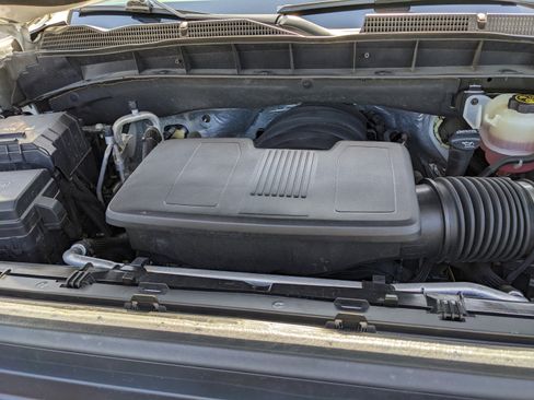 Used 2019 GMC Sierra 1500 SLT w/ SLT Premium Plus Package AWD/4WD image 10