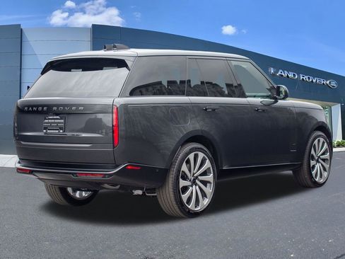New 2026 Land Rover Range Rover SE AWD/4WD image 4