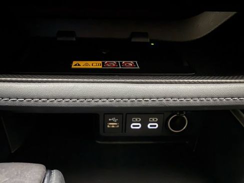 Used 2026 Toyota Highlander XLE AWD/4WD image 21