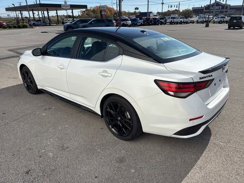 New 2025 Nissan Sentra SR w/ Midnight Edition image 5