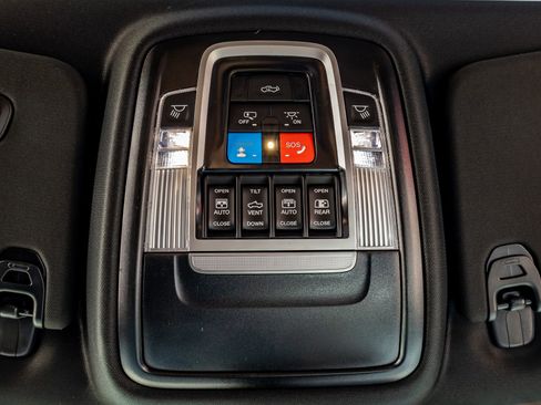 Used 2025 RAM 1500 Big Horn image 28