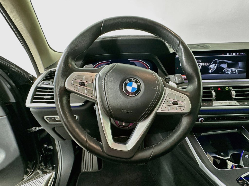 Used 2022 BMW X7 xDrive40i w/ Premium Package AWD/4WD image 16