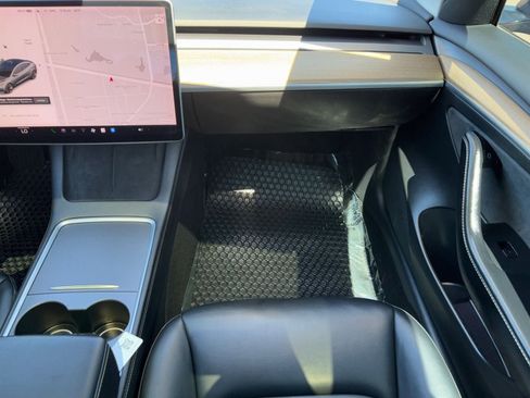 Used 2021 Tesla Model 3 Long Range image 15