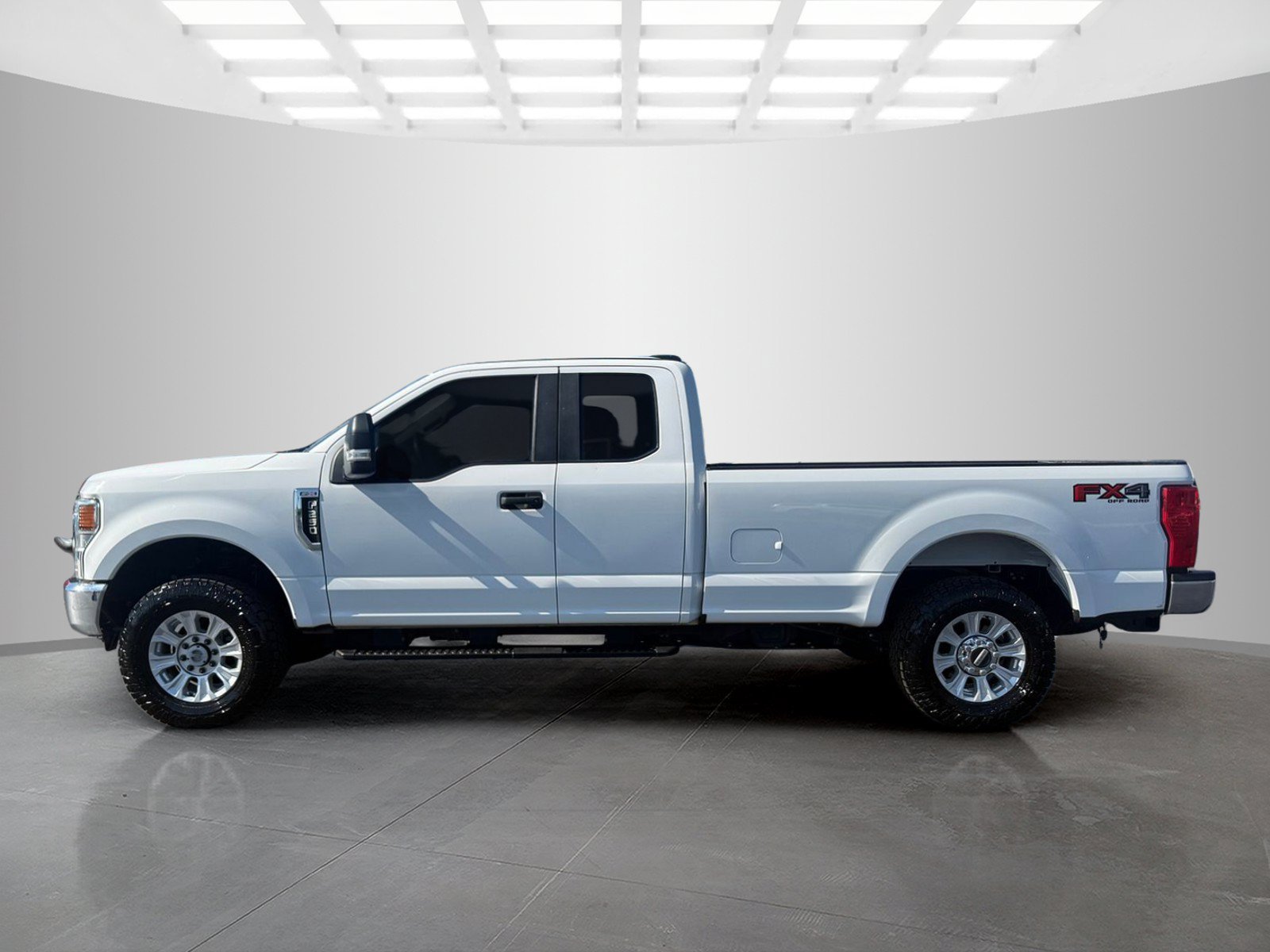 Used 2020 Ford F250 XL w/ STX Appearance Package AWD/4WD image 6