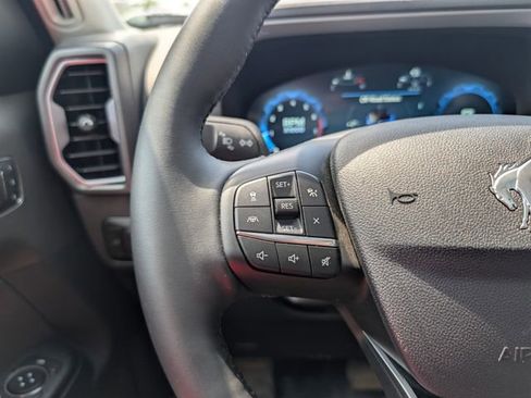 Used 2025 Ford Bronco Sport Outer Banks w/ Outer Banks Tech Package+ AWD/4WD image 18