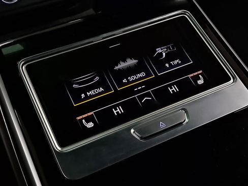 Used 2021 Audi A8 L 4.0T w/ Executive Plus Package image 61