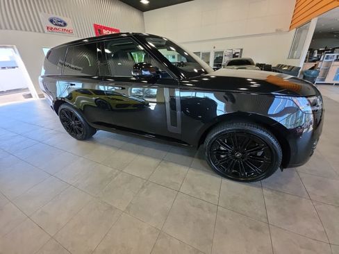 Used 2023 Land Rover Range Rover SE AWD/4WD image 7