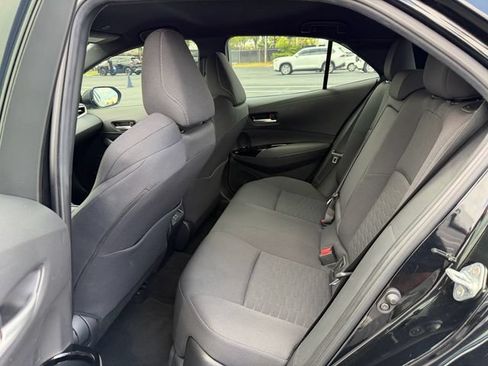 Used 2023 Toyota Corolla SE w/ SE Premium Package FWD image 14