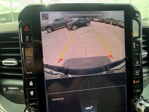 New 2026 RAM 1500 Laramie AWD/4WD image 14