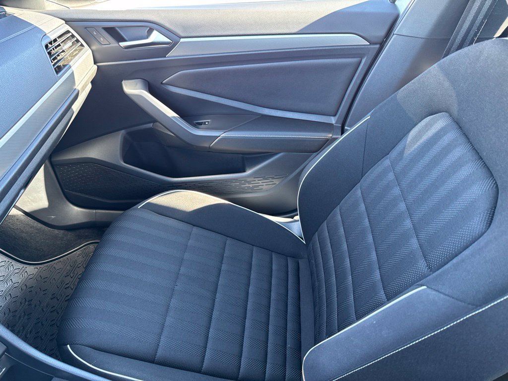 Certified 2024 Volkswagen Jetta Sport FWD image 22