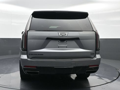 Used 2025 Cadillac Escalade ESV Sport Platinum w/ LPO, ONYX Package AWD/4WD image 7
