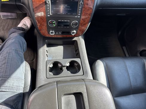 Used 2008 Chevrolet Tahoe 4WD Hybrid image 23