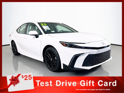 Used 2025 Toyota Camry SE w/ Multimedia Upgrade Package FWD image 1