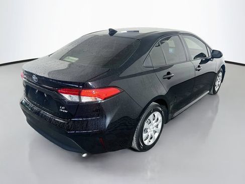 Used 2025 Toyota Corolla LE FWD image 8