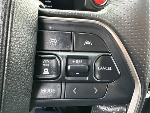 Certified 2025 Toyota 4Runner TRD Sport image 31