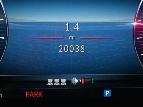 Used 2025 Mercedes-Benz GLE 350 4MATIC image 27