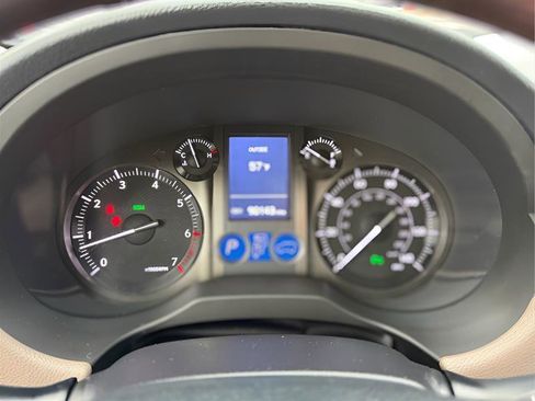 Used 2018 Lexus GX 460 Premium w/ Premium Package image 50